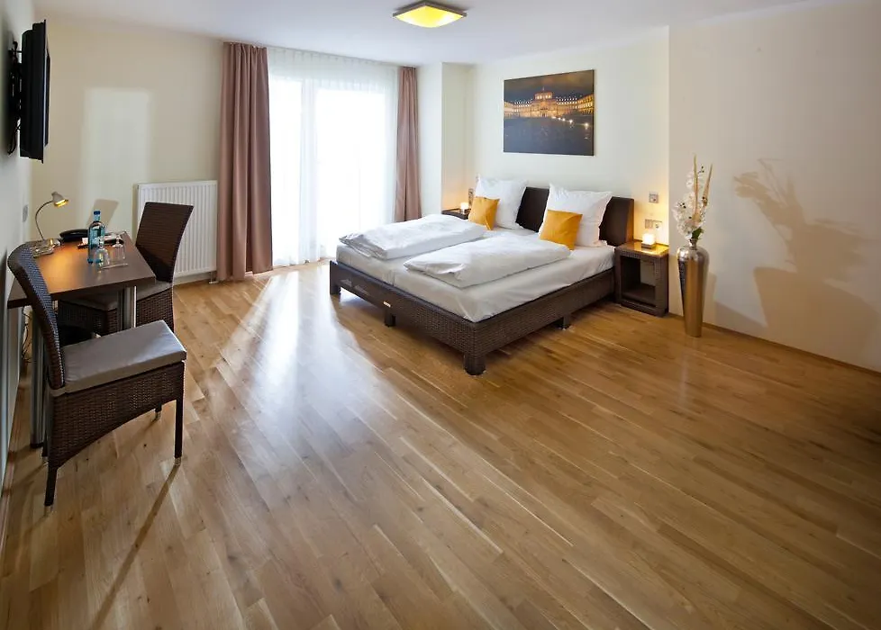 GuestHouse Mannheim-1